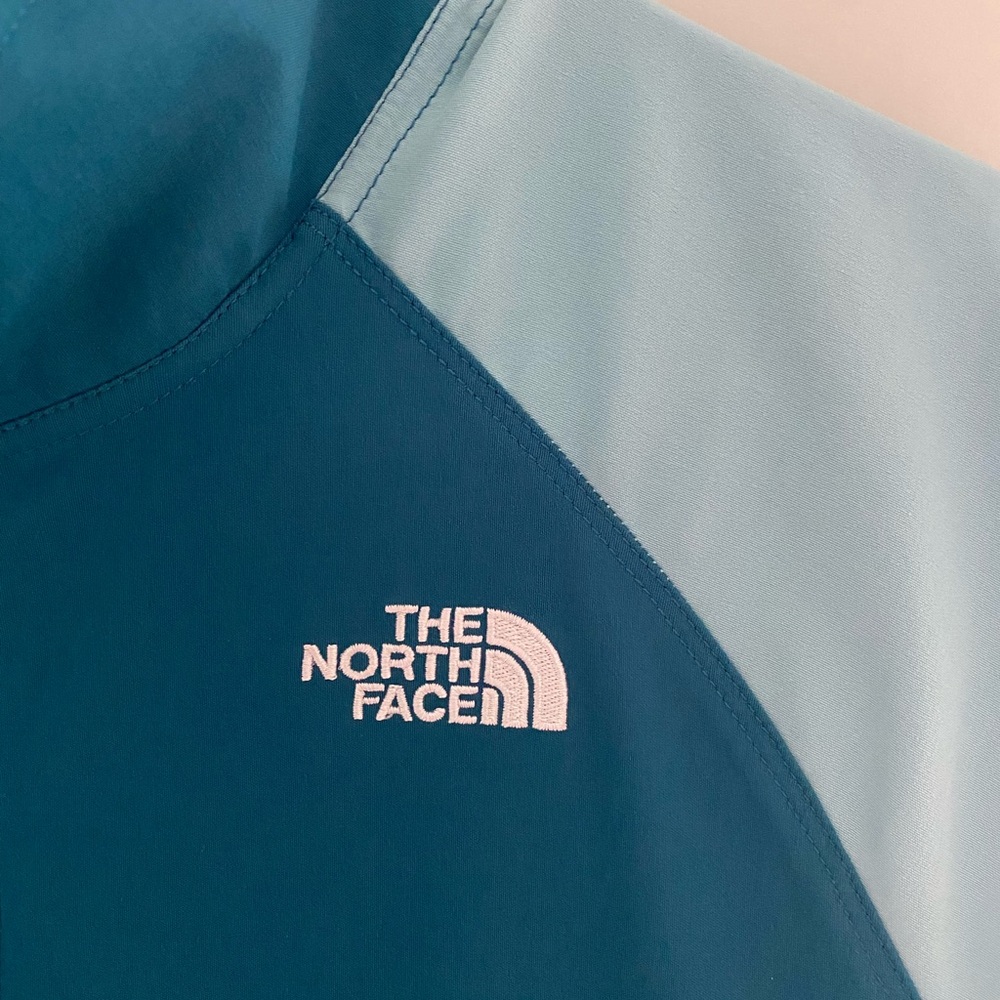 The North Face Rain Jacket Pullover - image 4